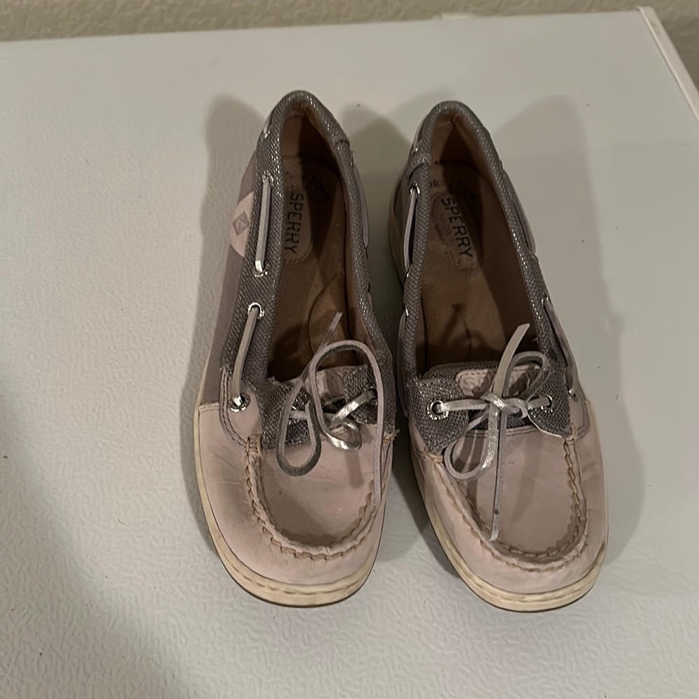 Sperry boat shoe, size 6